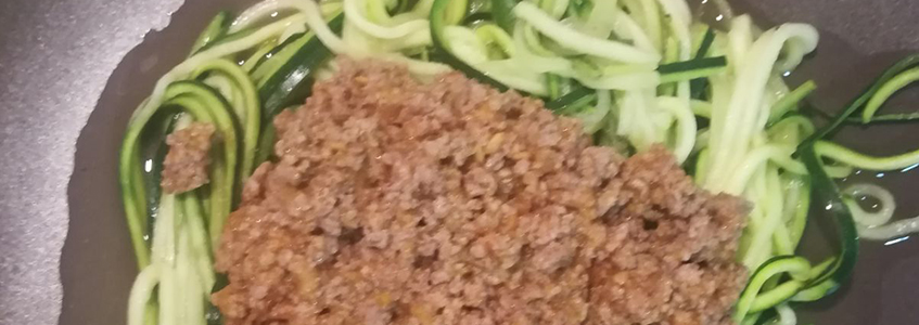 Low Carb Spaghetti Bolognese - zoodles version